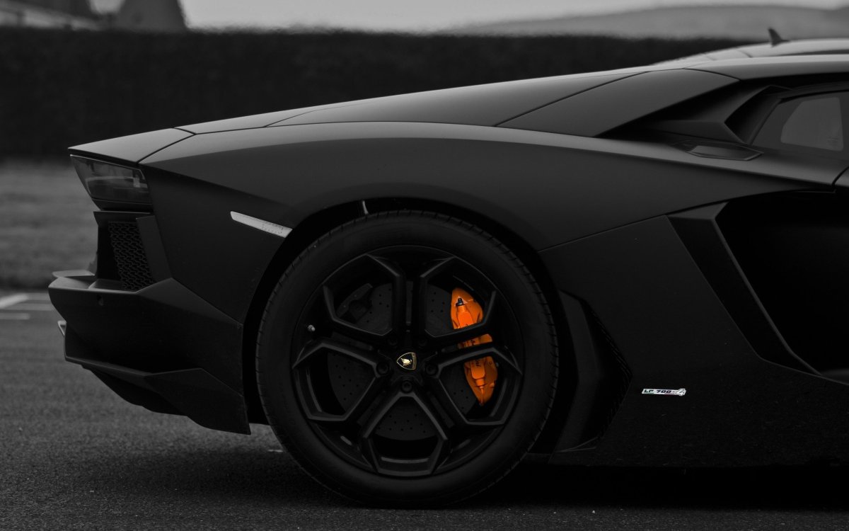Lamborghini Aventador lp700-4 черная матовая