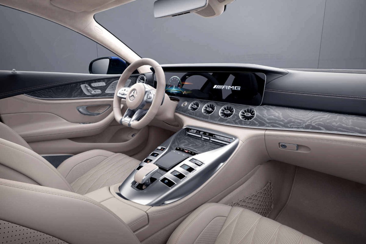 Mercedes gt 63s салон