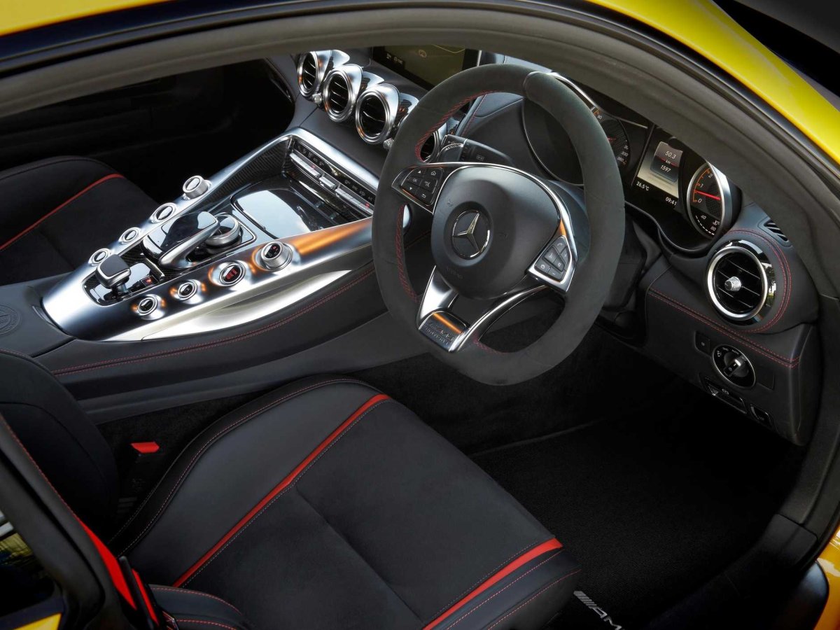 Мерседес GTS 63 AMG салон