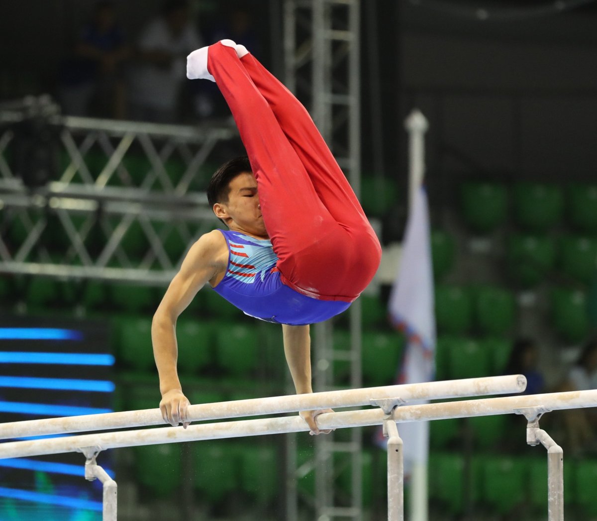 Нина Дерваль спортивная гимнастика