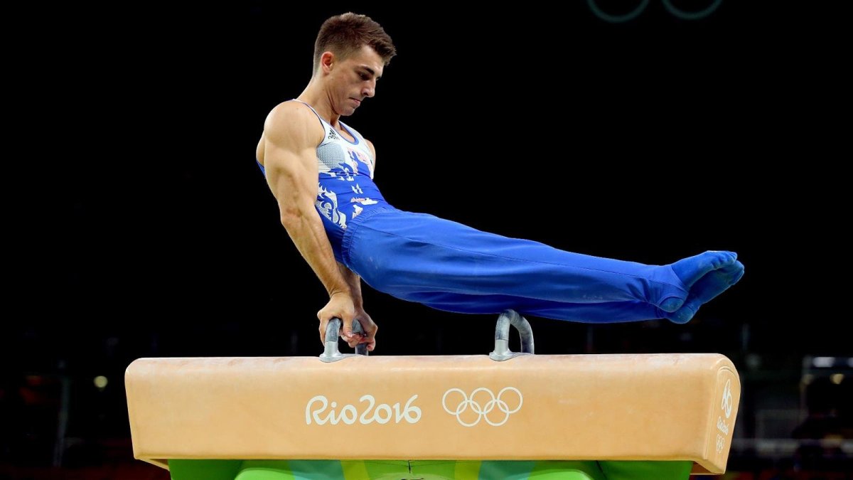 Упражнения на коне спортивная гимнастика