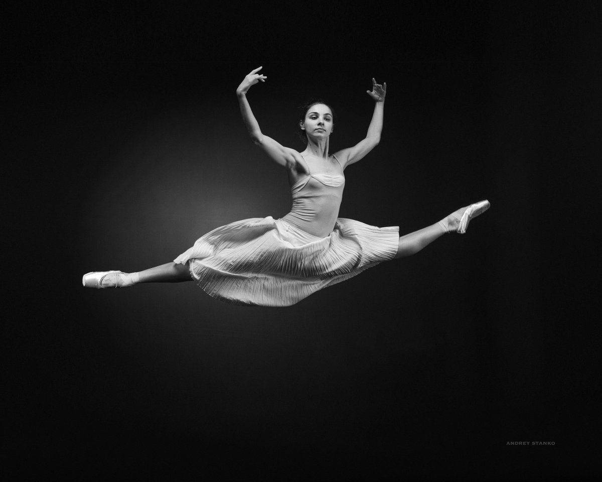 Балерина в Гранд жете
