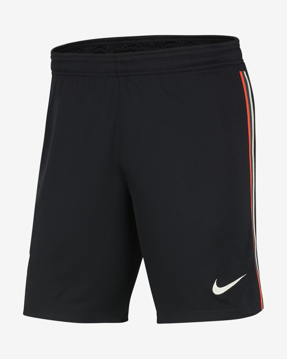 Шорты Nike Ливерпуль