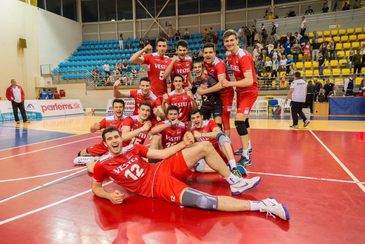 Сборная Турции по волейболу Денис Фазулов