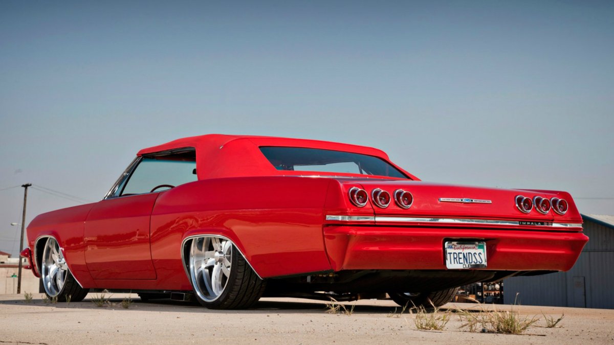 1965+Chevrolet+Impala красная