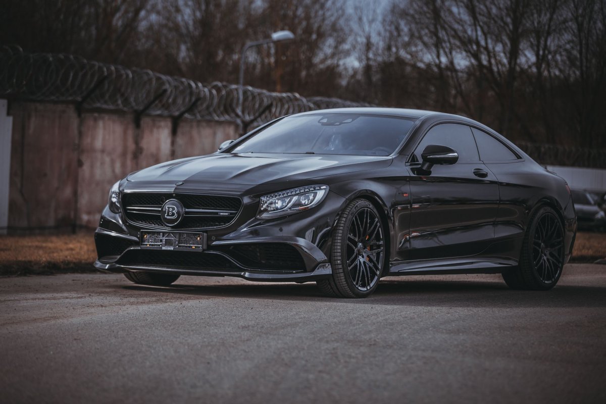 Mercedes Benz s63 AMG Coupe Brabus