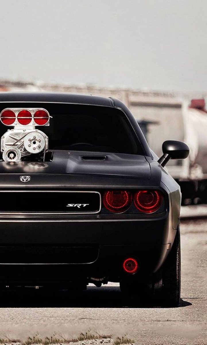 Dodge Challenger на айфон