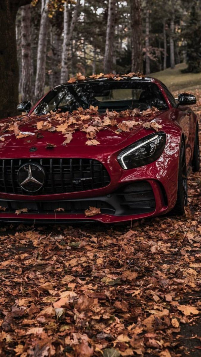 Mercedes AMG gt бордовый