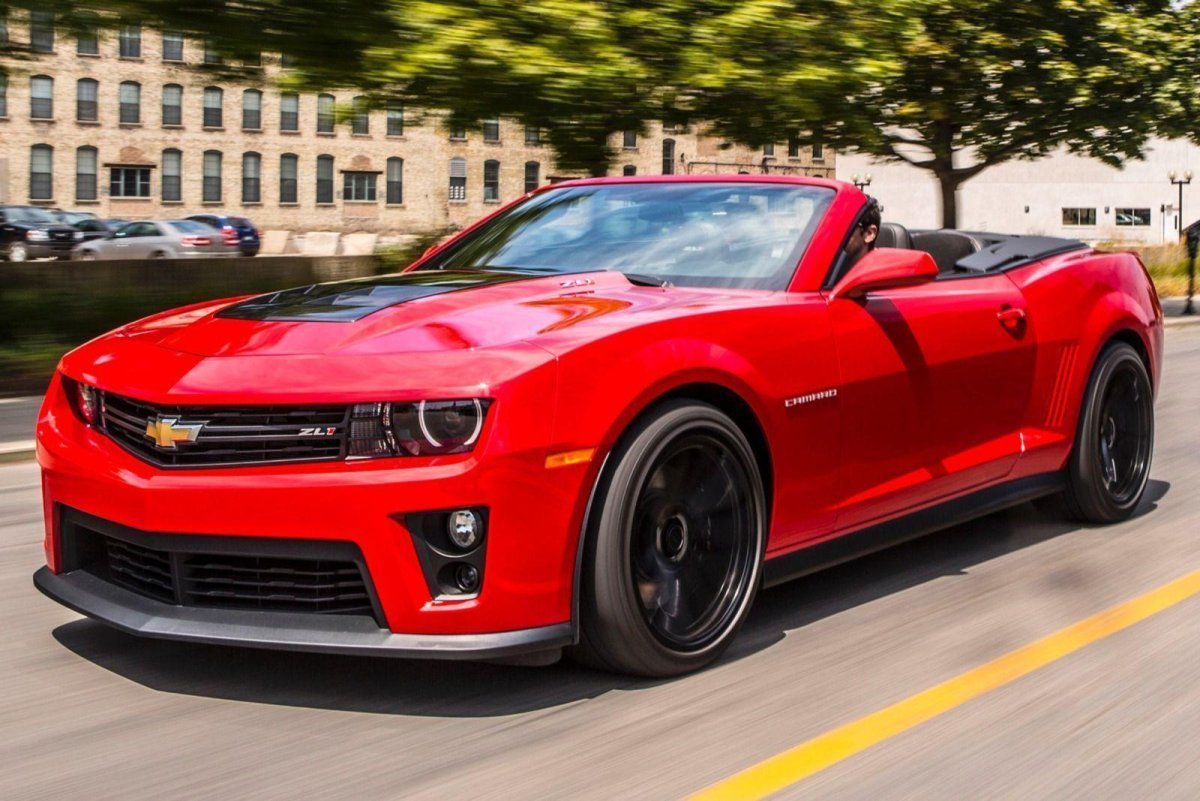 Chevrolet Camaro zl1 2013