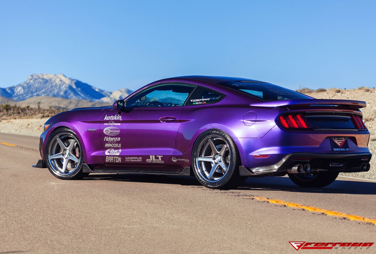 Ford Mustang gt 2015 фиолетовый