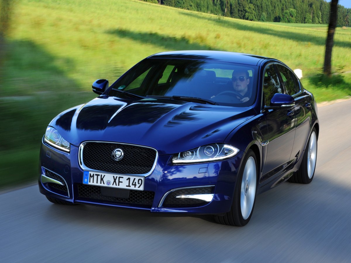 Jaguar XF S 2011