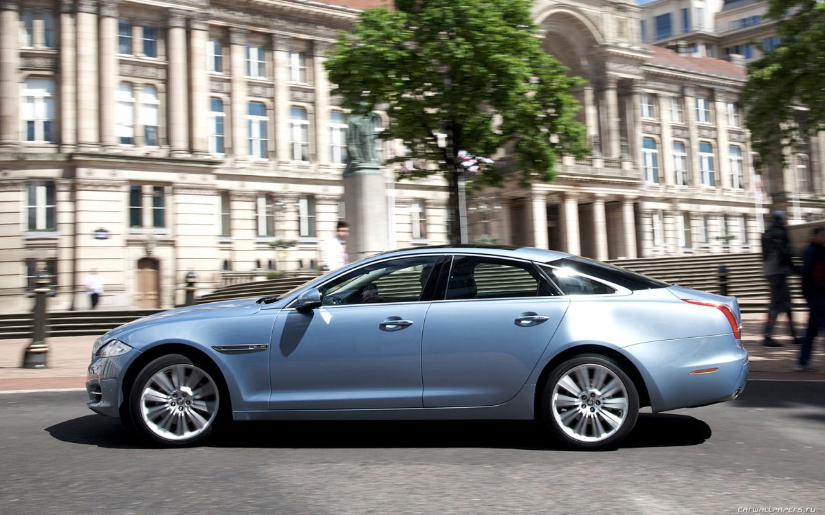 Ягуар машина xj351