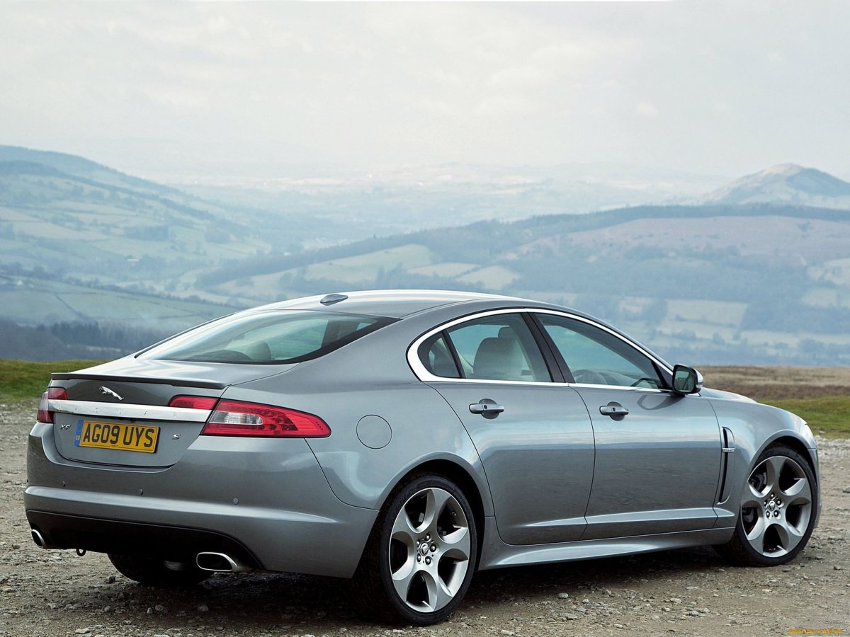 Jaguar XF S 2011