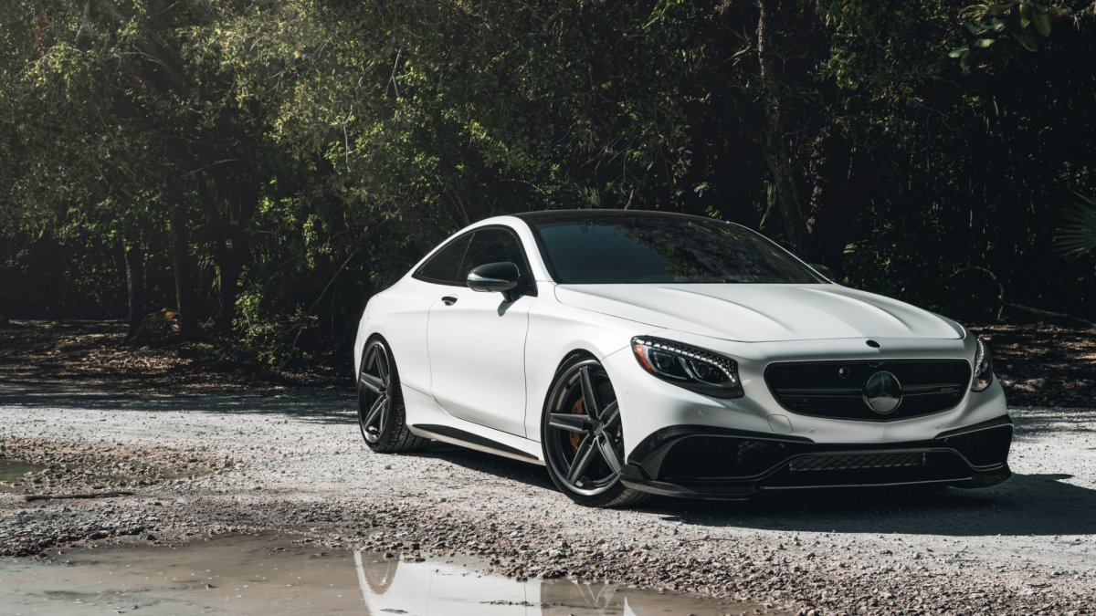 Mercedes Benz s63 AMG Coupe