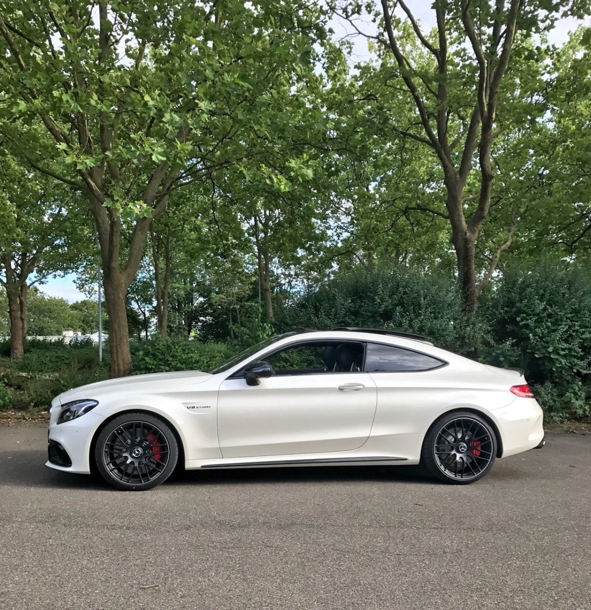 Mercedes Benz c63 AMG Coupe