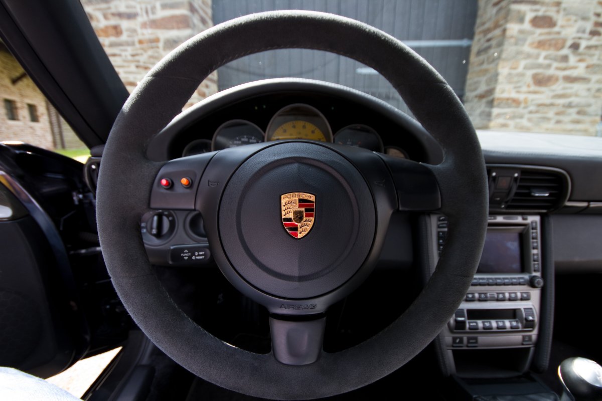 Руль Porsche 911 997