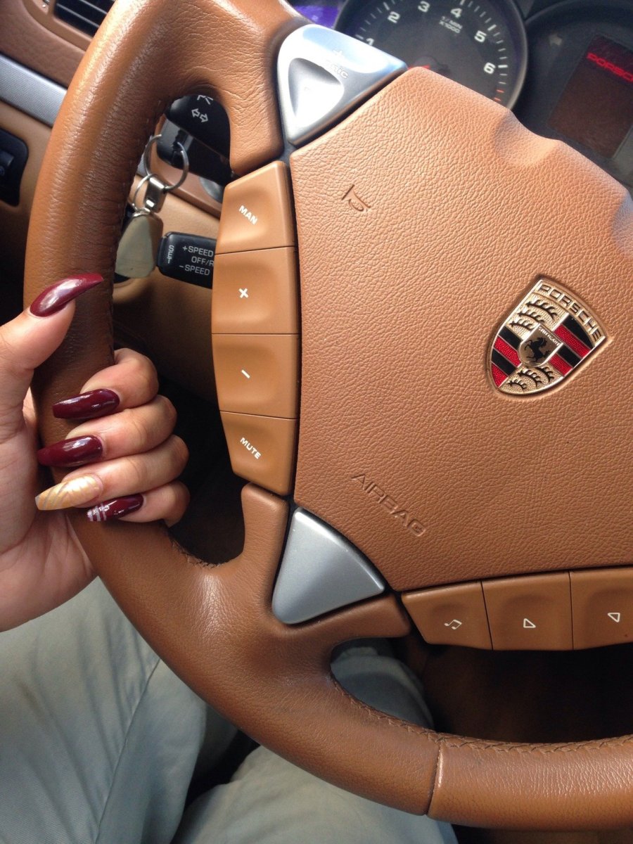 За рулем Porsche Cayenne