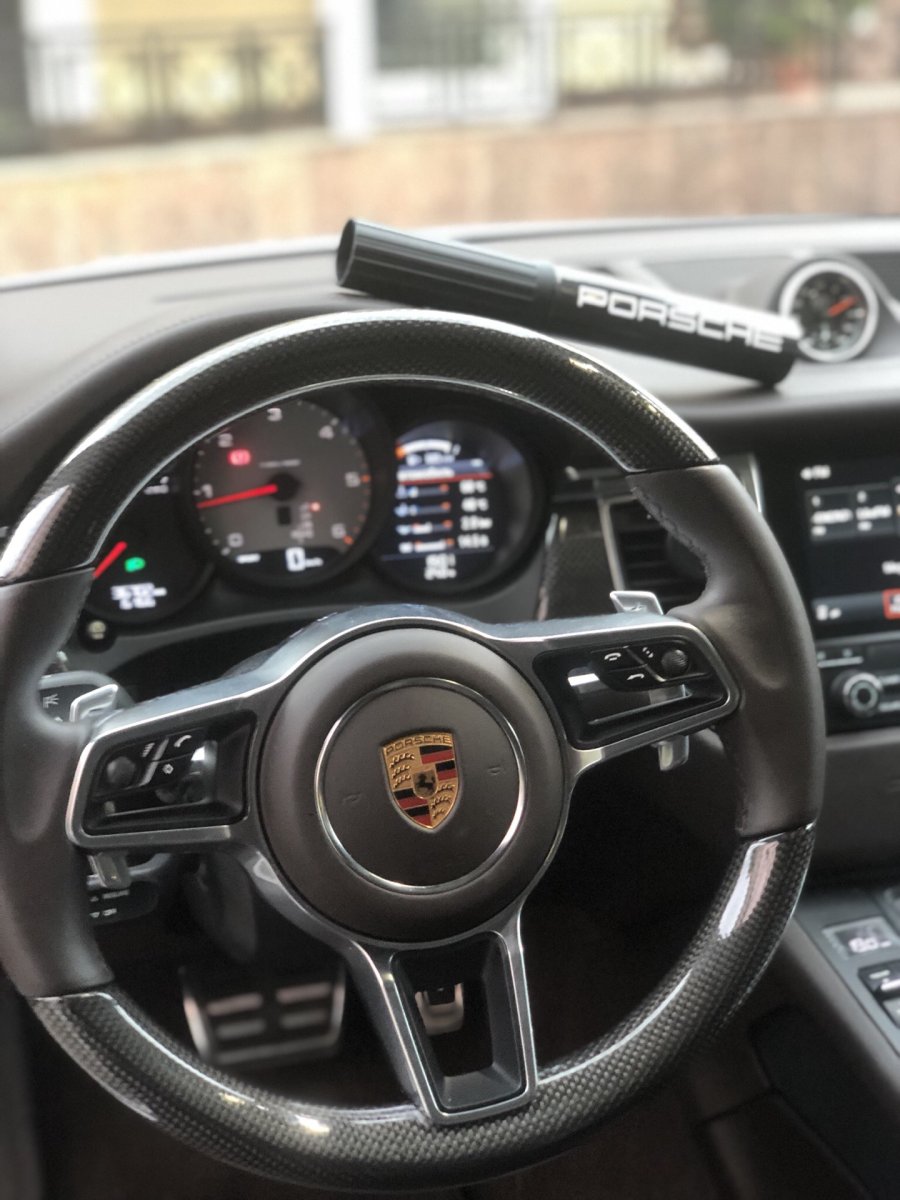 Руль Porsche Macan 2017