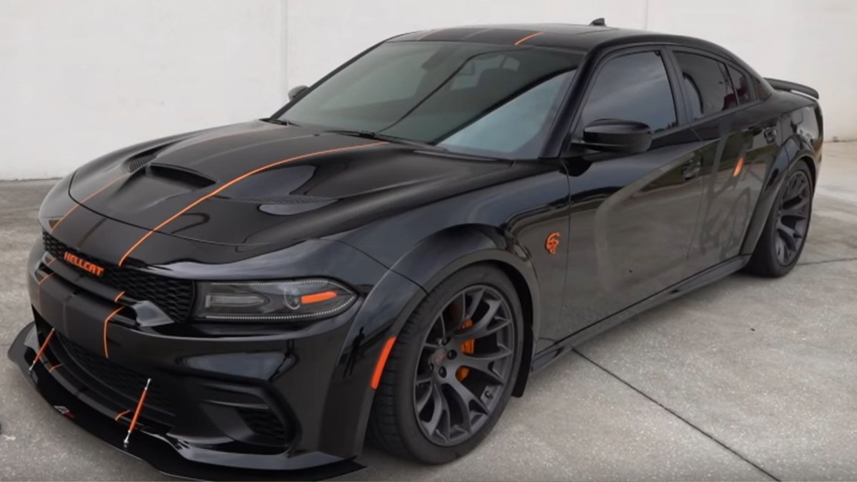 Dodge Charger srt Demon 2020