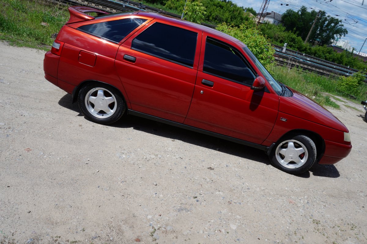 Лада 2112 красный металлик