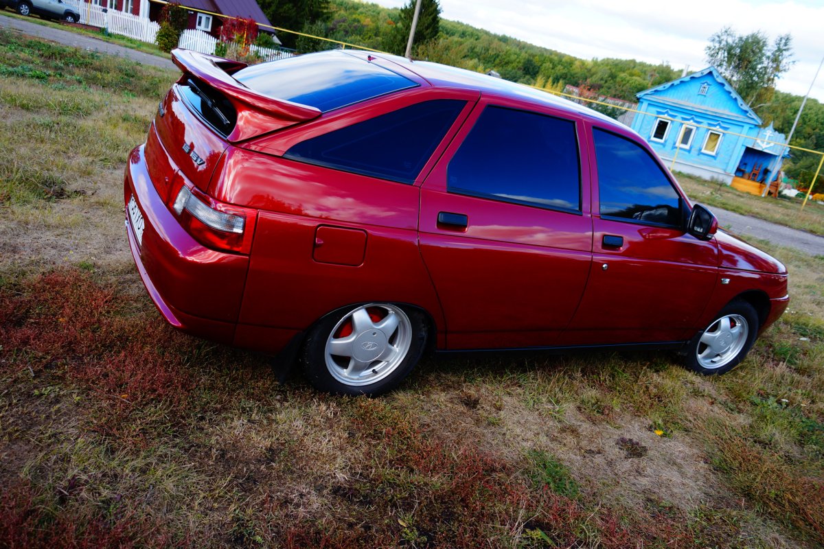 ВАЗ 2112 цвет калифорнийский Мак