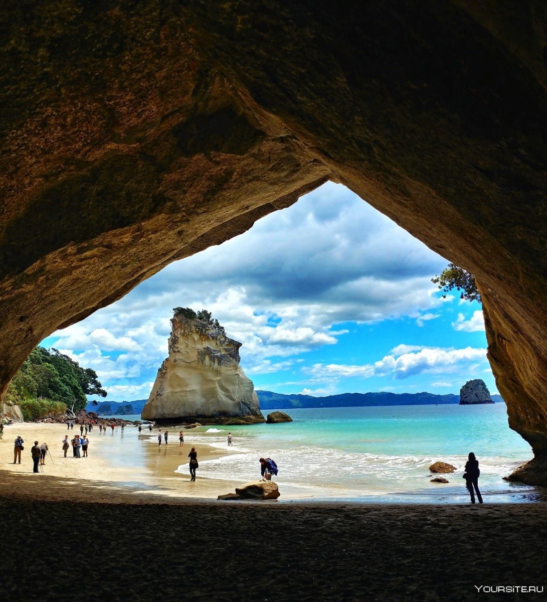 Кафедральная пещера, новая Зеландия (Cathedral Cove)