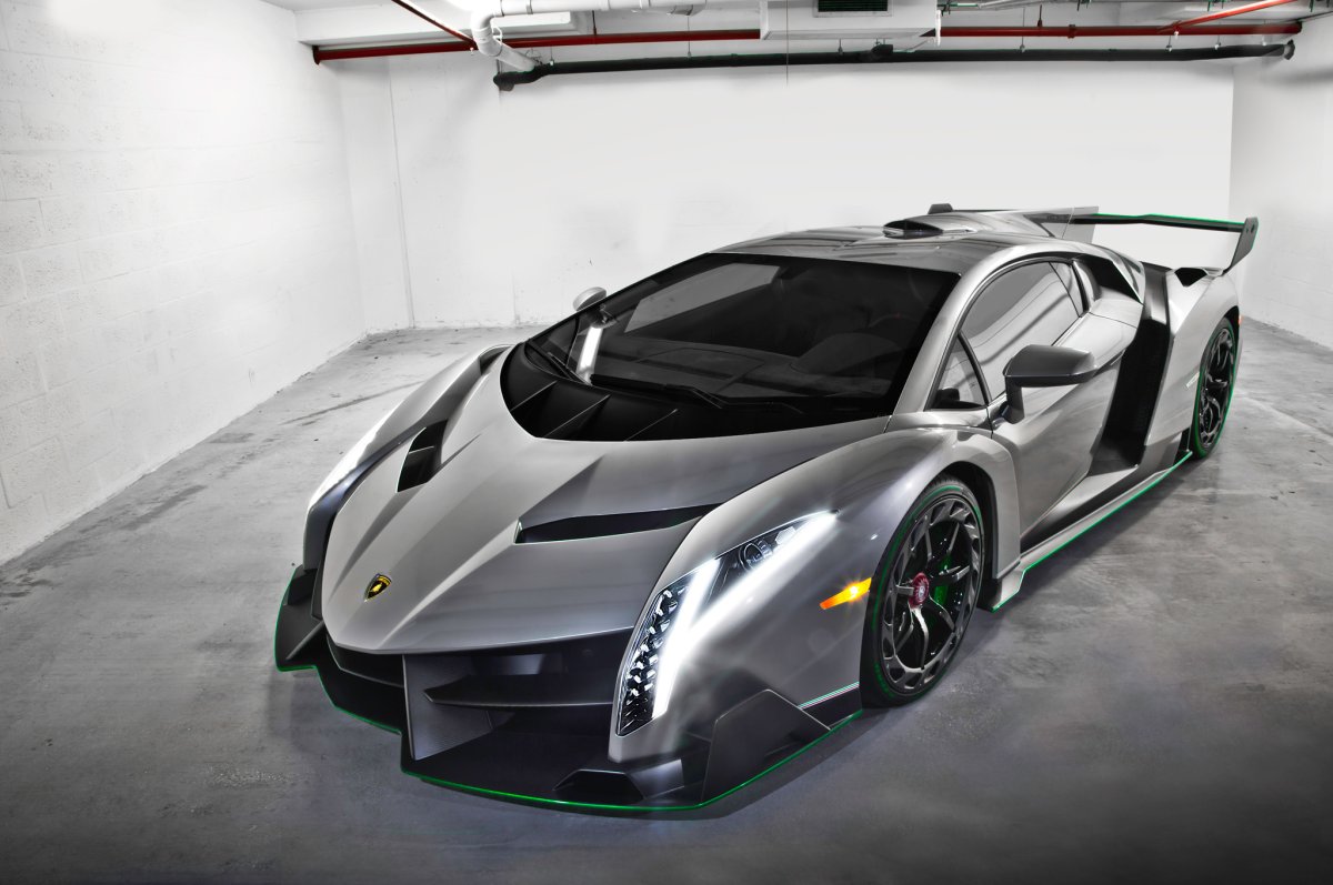 Суперкар Lamborghini Veneno