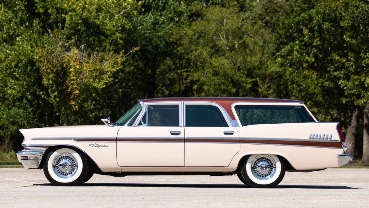 Chrysler New Yorker 1957