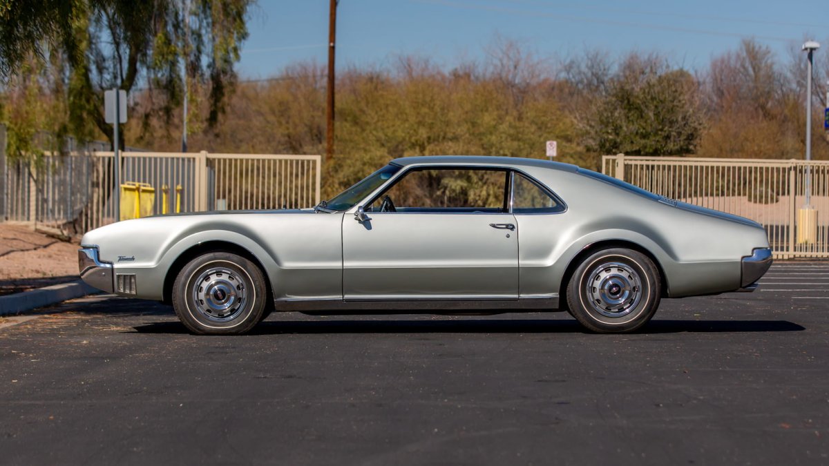 Oldsmobile Toronado ДНР