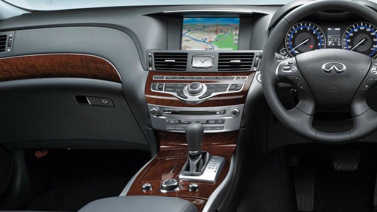 Nissan Fuga Infiniti m35