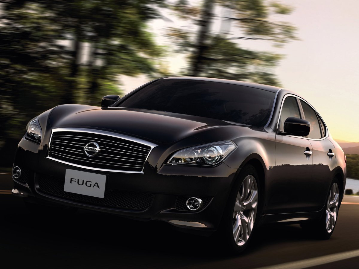 Nissan Fuga 2009
