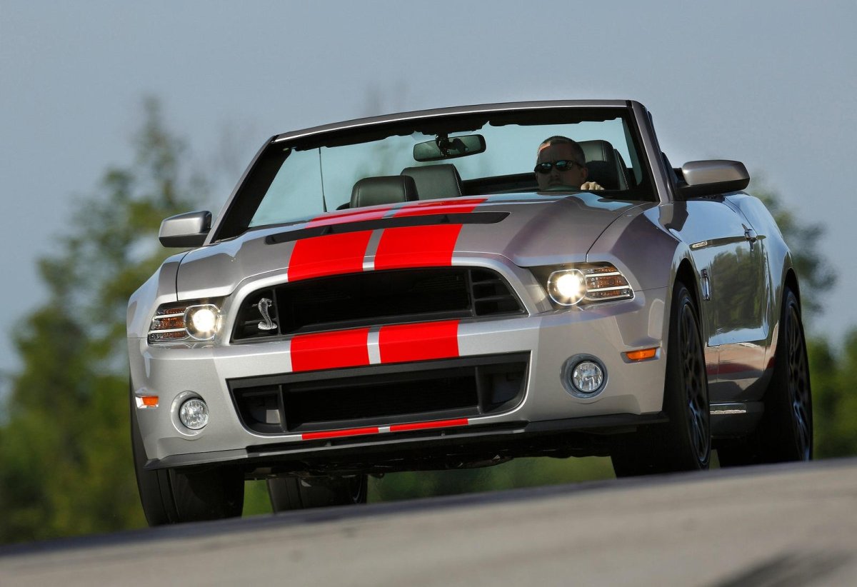 Ford Shelby gt500 SVT