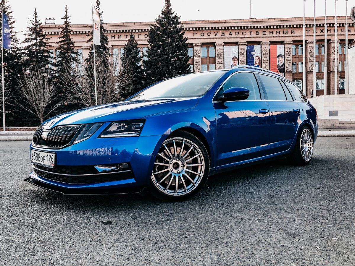 Шкода Октавия VRS 2017