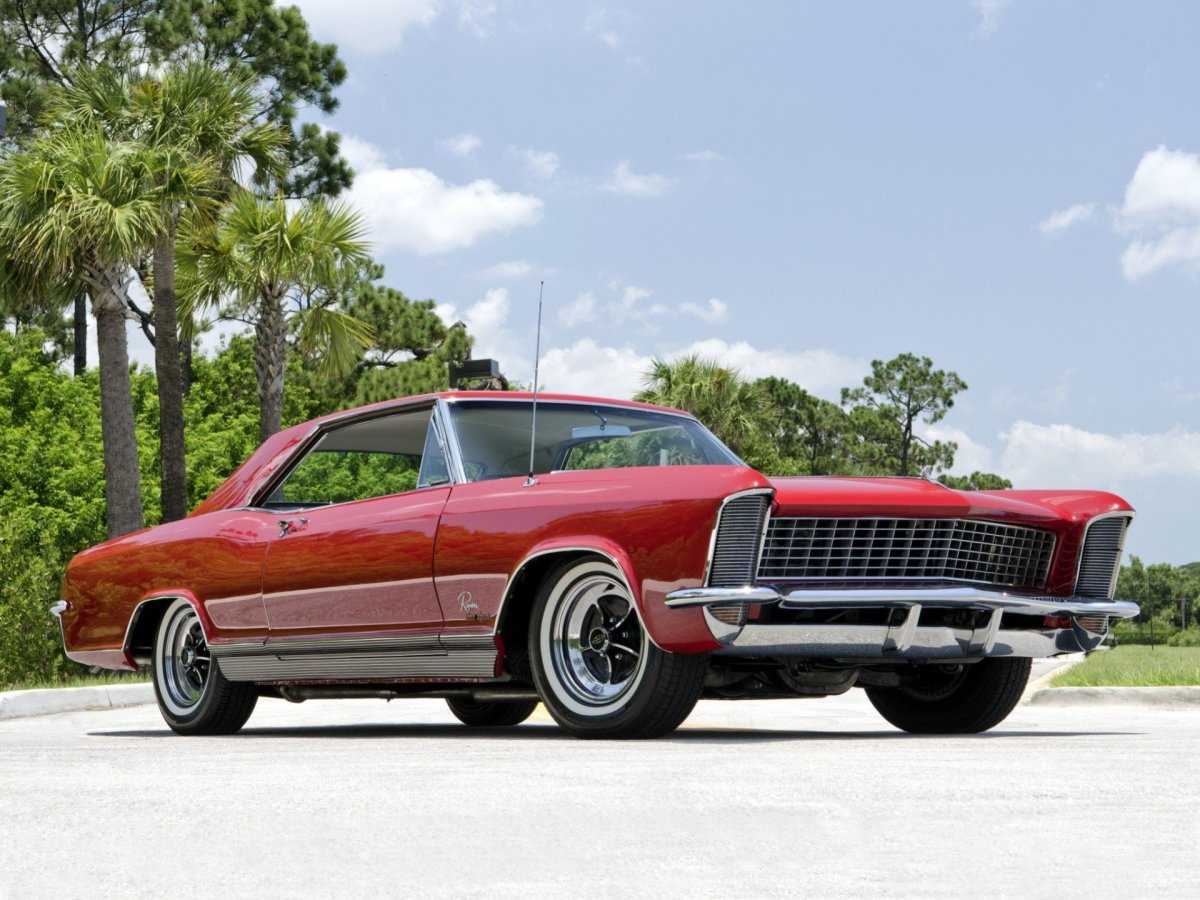 Buick Riviera 1965 года