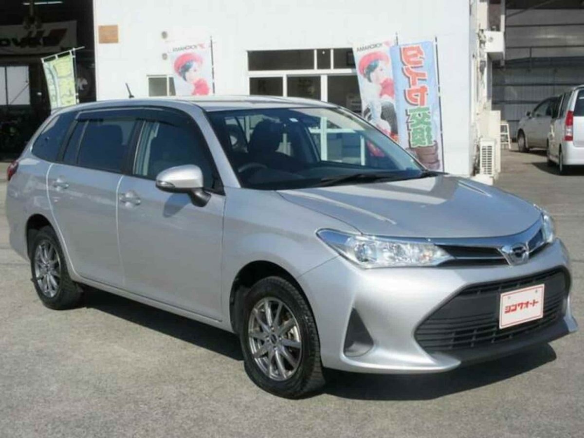 Toyota Corolla Fielder 2019