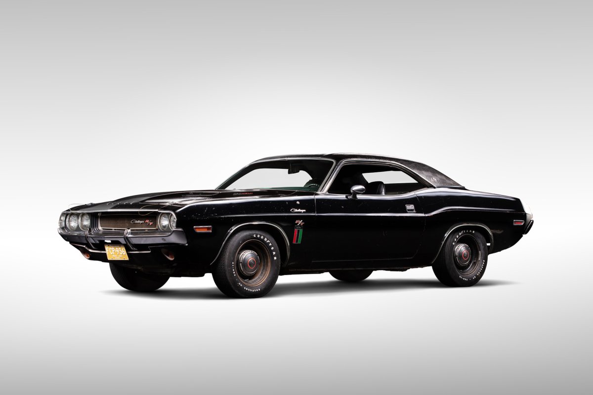 Dodge Challenger Black Ghost