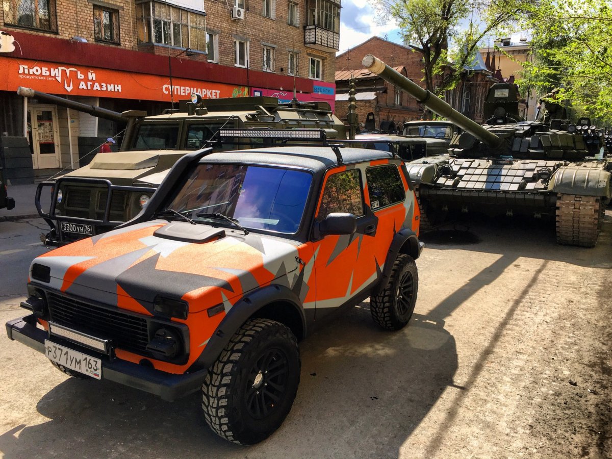 Лада 4x4 3d Bronto Raptor