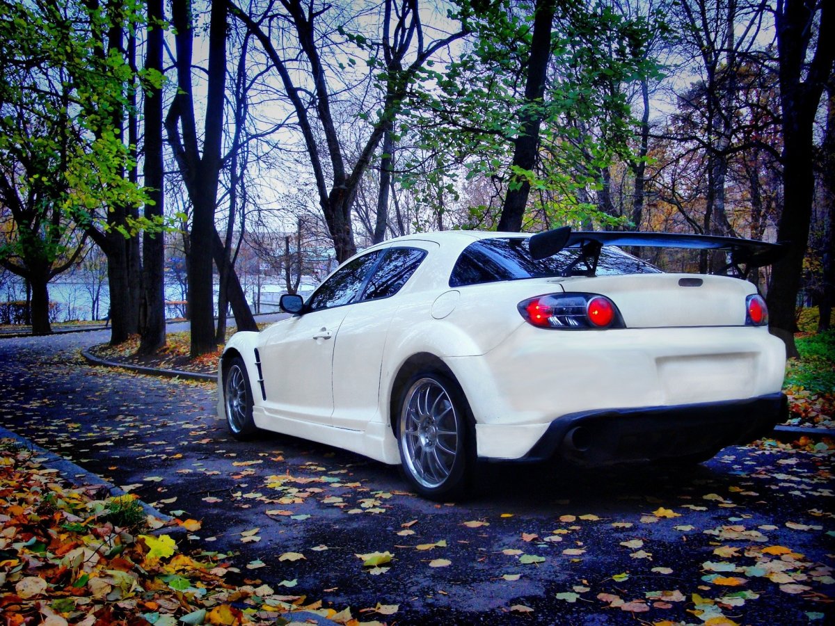 Mazda RX 8 белая