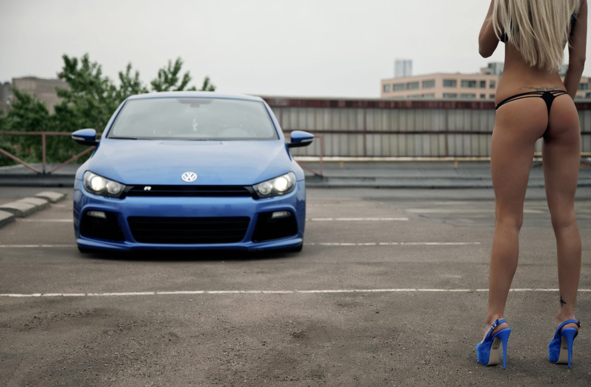 Volkswagen Scirocco девушки