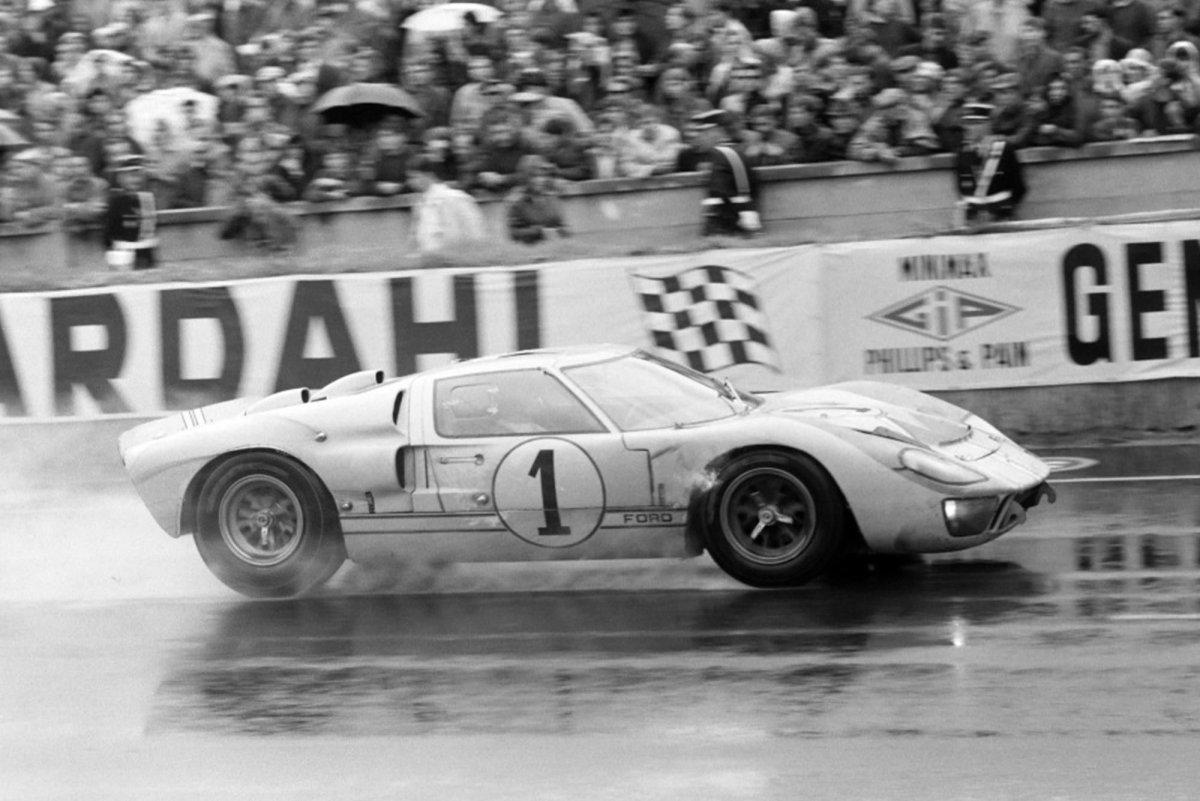 Ford gt40 le mans 1966
