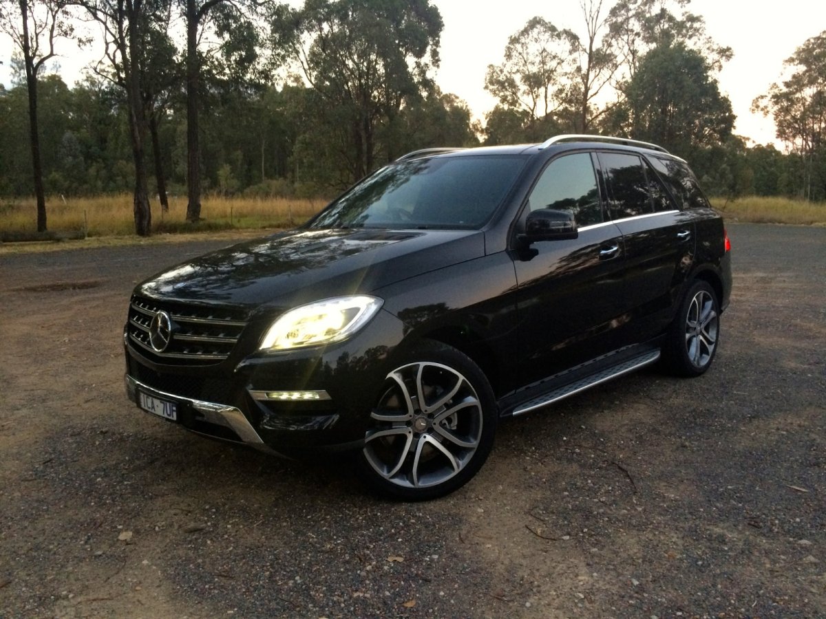 Mercedes ml 2015 черный