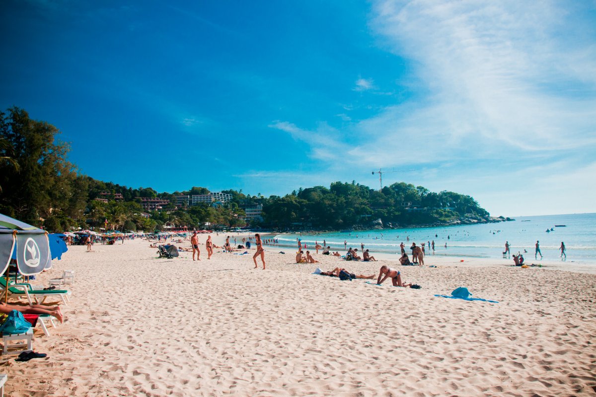 Чалонг Бэй пляж