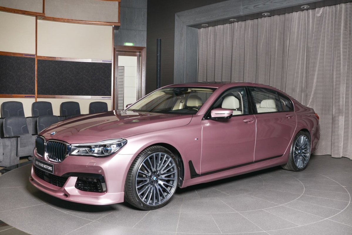 BMW 750li Rose Quartz Edition