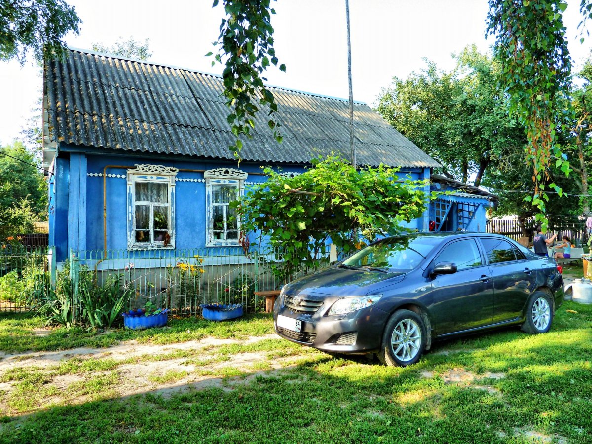 Машина в селе
