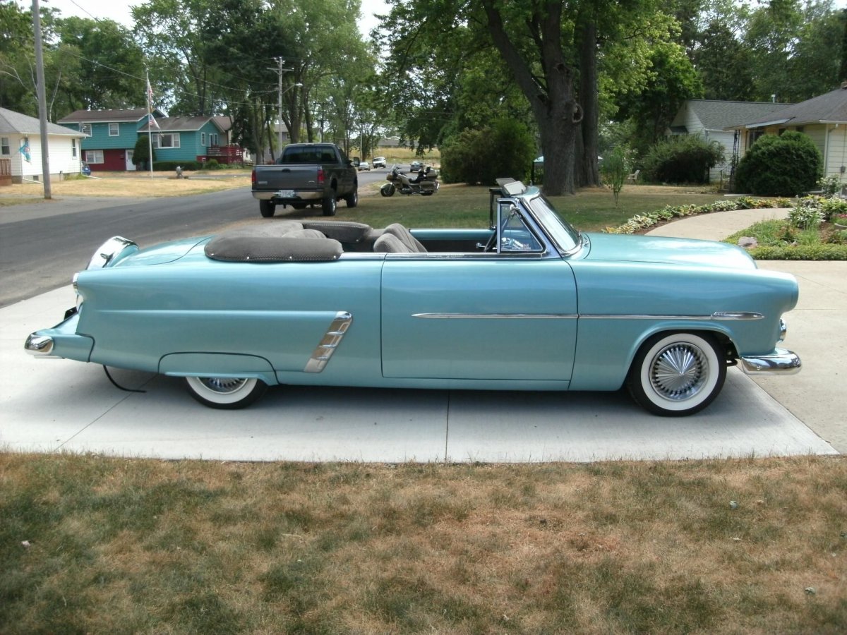 Ford Thunderbird 1952