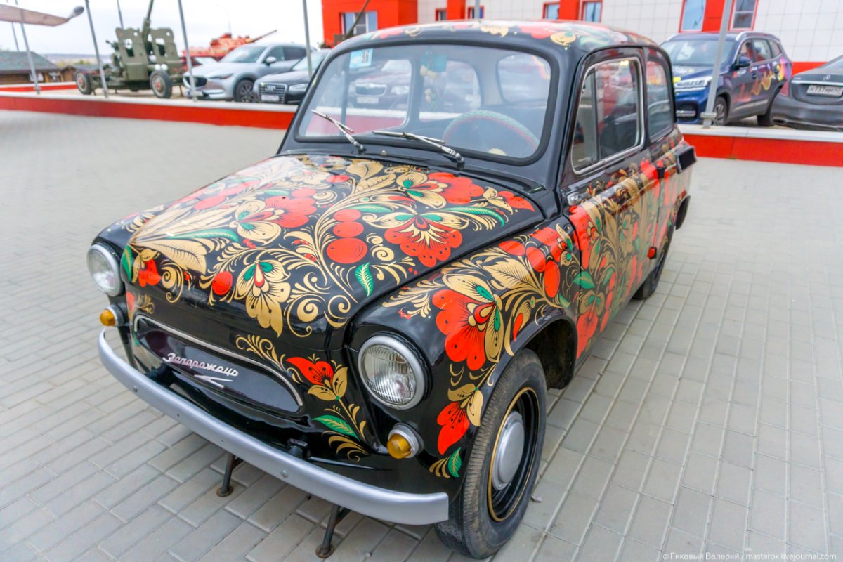 Хохлома на машине