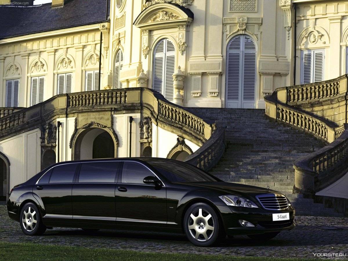 Mercedes-Benz s600 Pullman Guard