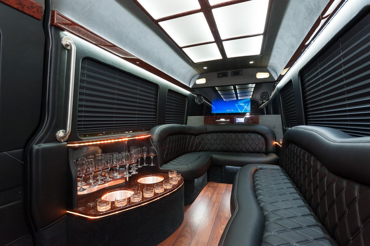 Салон Mercedes Sprinter VIP