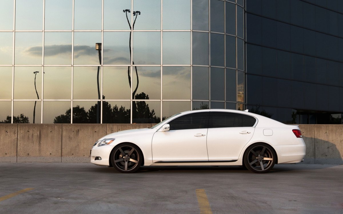 Лексус GS 300 Vossen