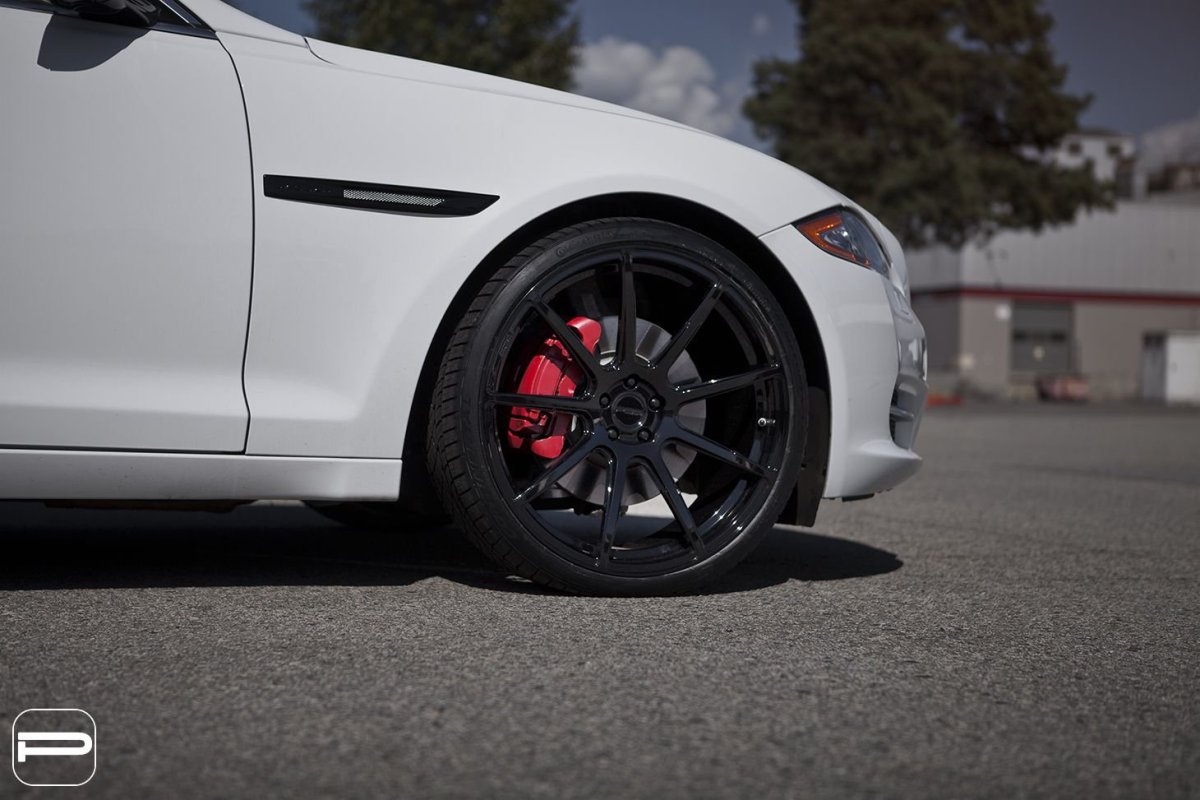 Кованые диски на Ягуар XJ
